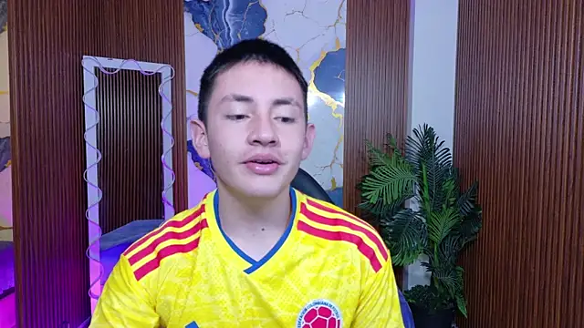 Andres Tay online show from 06/01/26, 01:51