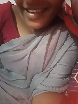 Snapshot of Tamil_Hot_HoneyBee chatting on 06/15/26, 07:54 Tamil Hot HoneyBee online show from 06/15/26, 07:54