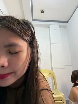 3mariaspinay69 online show from 05/18/26, 02:18