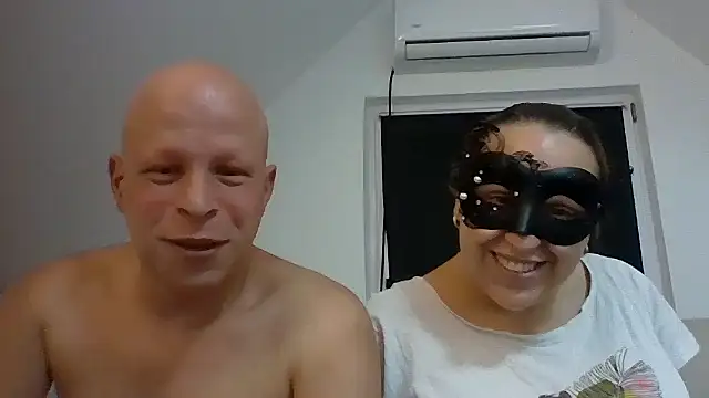 Snapshot of Nadine-wild chatting on 06/07/26, 07:06 Nadine-wild online show from 06/07/26, 07:06