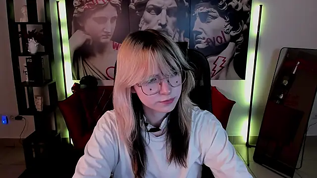 NyxCalderra online show from 05/26/26, 04:19