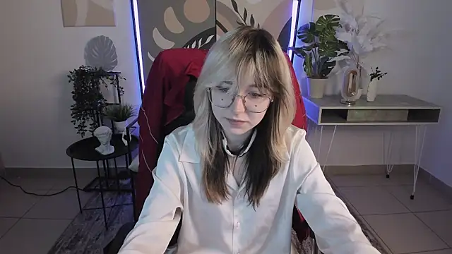 NyxCalderra online show from 06/06/26, 07:35
