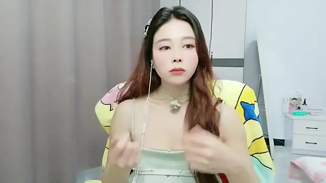 xiaoxiaohong030 online show from 06/09/26, 03:23