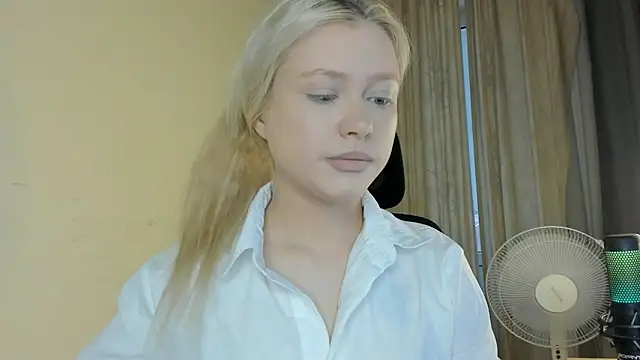 MidnightPoise online show from 06/16/26, 04:59