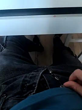 liseks22 online show from 04/24/26, 04:42