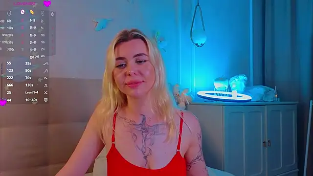 AveriRigby online show from 06/16/26, 08:44