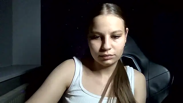Snapshot of _Linsyy_ee_ chatting on 05/10/26, 09:42 Linsyy ee online show from 05/10/26, 09:42
