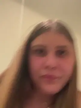 Pusziemily online show from 04/24/26, 07:49