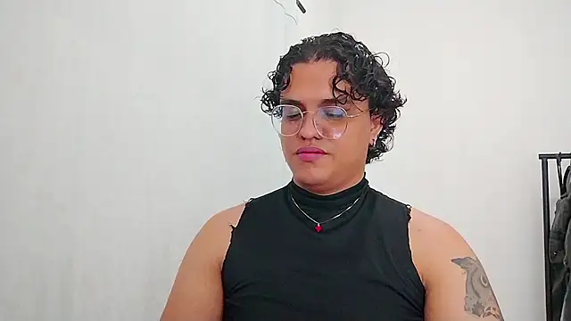 Diane exotic online show from 05/03/26, 01:22