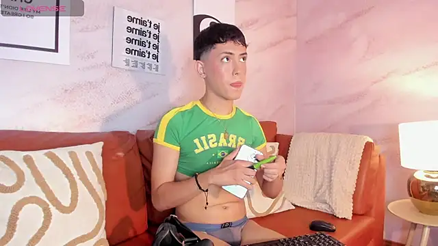 Snapshot of Iam_Caami_ chatting on 05/28/26, 07:11 Iam Caami online show from 05/28/26, 07:11