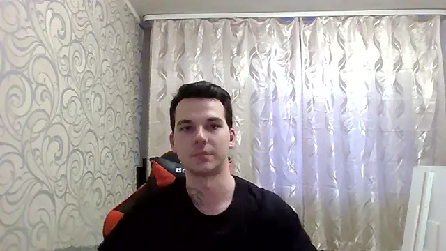 gwinbladee online show from 04/24/26, 11:07