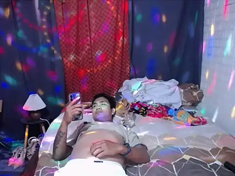 FleeCruz online show from 04/25/26, 04:37