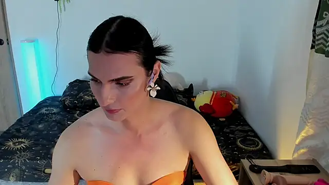 Snapshot of _shantallskinny_ chatting on 05/06/26, 05:57 shantallskinny online show from 05/06/26, 05:57