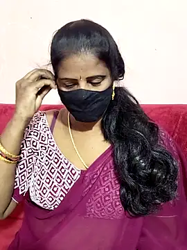 Snapshot of Sunitha-tamilponu chatting on 05/07/26, 05:51 Sunitha-tamilponu online show from 05/07/26, 05:51