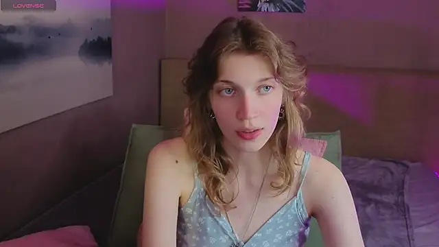 Emily Cartex online show from 07/06/26, 05:37