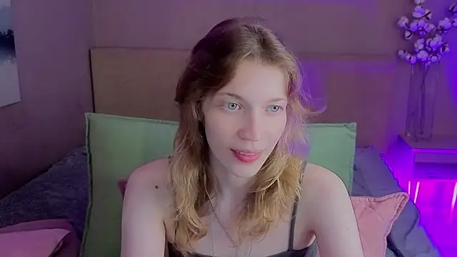 Emily Cartex online show from 07/18/26, 05:22