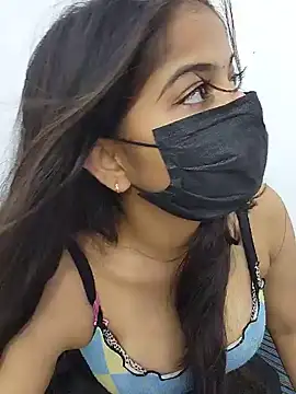 Snapshot of Dimpi_0 chatting on 06/19/26, 06:29 Dimpi 0 online show from 06/19/26, 06:29