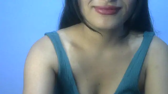 Snapshot of sharmeeli_sima chatting on 05/19/26, 05:25 sharmeeli sima online show from 05/19/26, 05:25