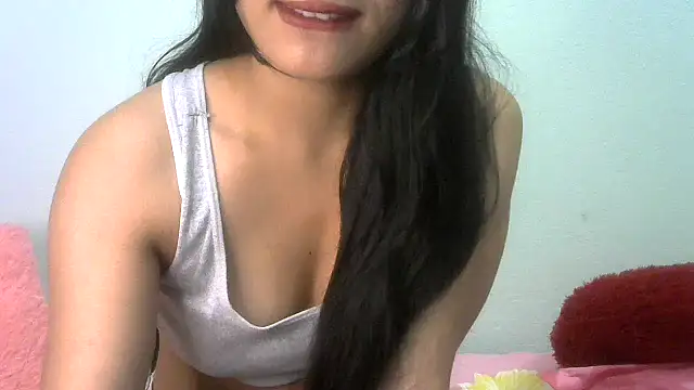 Snapshot of sharmeeli_sima chatting on 06/16/26, 06:27 sharmeeli sima online show from 06/16/26, 06:27
