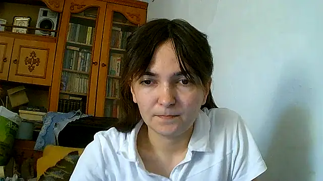 LyubovVill online show from 05/04/26, 12:23