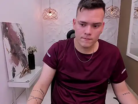 Alexei lux online show from 04/28/26, 07:08