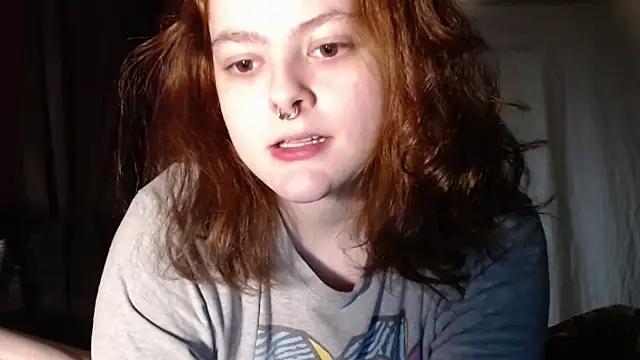 Snapshot of lolarae_xx chatting on 05/20/26, 05:41 lolarae xx online show from 05/20/26, 05:41