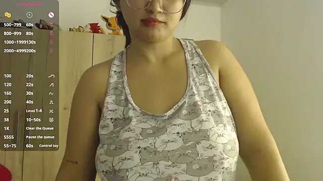 Snapshot of Lily____ chatting on 07/31/26, 10:42 Lily online show from 07/31/26, 10:42
