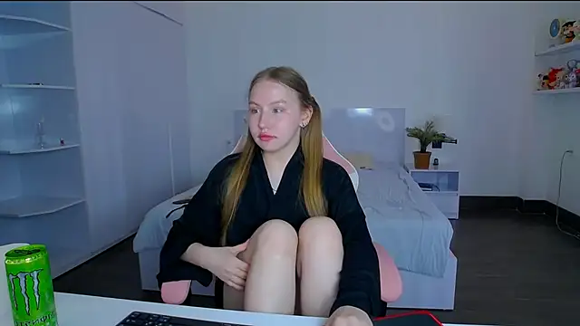 Crystal Line online show from 04/27/26, 05:05