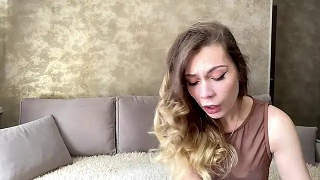 Snapshot of Beatrix_Vale chatting on 07/07/26, 07:56 Beatrix Vale online show from 07/07/26, 07:56