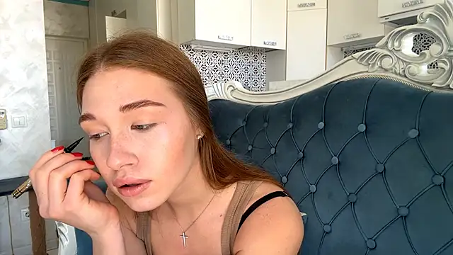 NamiRedhead online show from 04/28/26, 09:14