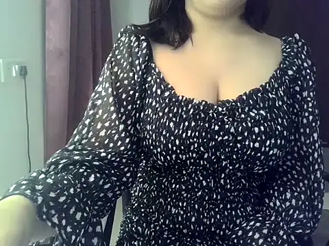 Snapshot of DreamyDesireX chatting on 06/17/26, 06:20 DreamyDesireX online show from 06/17/26, 06:20