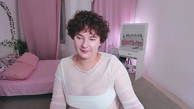 Snapshot of MelittaStorrie chatting on 07/10/26, 06:28 MelittaStorrie online show from 07/10/26, 06:28