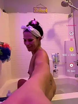 Vanessa Valentine online show from 07/27/26, 01:56