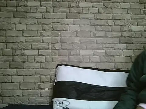 Sweethoneyglow online show from 05/08/26, 05:07