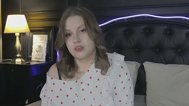 ArielDelRay online show from 04/28/26, 07:02