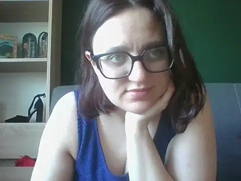 Snapshot of sensual_paris chatting on 04/28/26, 05:34 sensual paris online show from 04/28/26, 05:34
