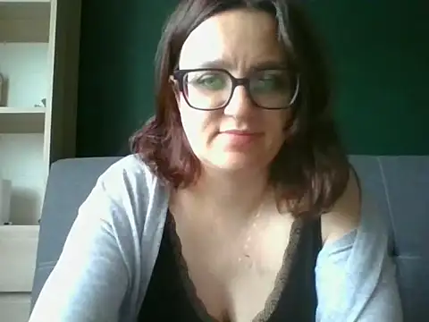 Snapshot of sensual_paris chatting on 06/15/26, 05:31 sensual paris online show from 06/15/26, 05:31