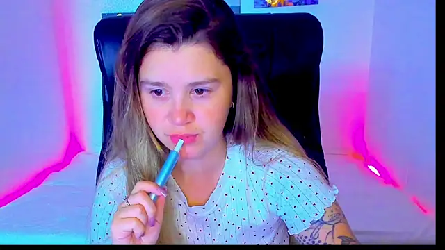 Snapshot of Natali_Secret chatting on 08/04/26, 09:56 Natali Secret online show from 08/04/26, 09:56