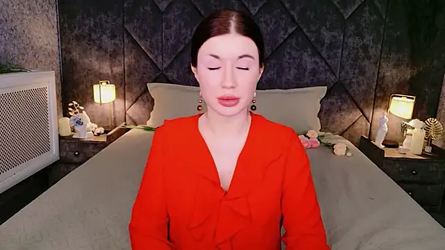 Gina lima online show from 06/30/26, 08:32