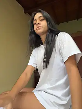 mia moonna online show from 07/04/26, 12:11