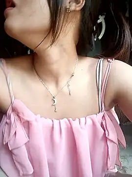 Snapshot of Pivi12 chatting on 05/29/26, 03:48 Pivi12 online show from 05/29/26, 03:48