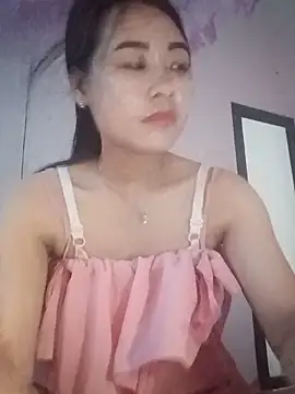 Snapshot of Pivi12 chatting on 06/01/26, 11:28 Pivi12 online show from 06/01/26, 11:28