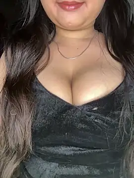 Snapshot of Naughty_pooja44 chatting on 05/15/26, 05:09 Naughty pooja44 online show from 05/15/26, 05:09