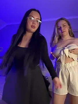 Cherry Pair online show from 04/28/26, 11:26