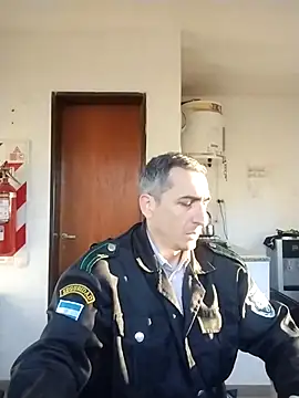 Snapshot of Alejandro83bsf chatting on 07/06/26, 12:46 Alejandro83bsf online show from 07/06/26, 12:46