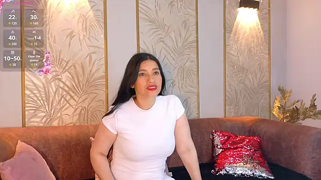 Snapshot of Dalila_5 chatting on 06/20/26, 07:27 Dalila 5 online show from 06/20/26, 07:27