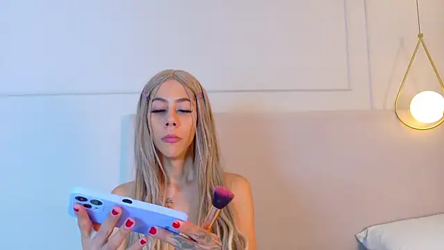 ZoeyPetit online show from 05/08/26, 11:15