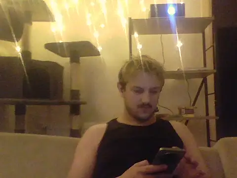 iammos teen online show from 04/27/26, 08:07