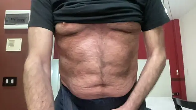 henrybull007 online show from 05/25/26, 11:00