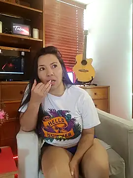 Snapshot of Taliapeach chatting on 05/29/26, 12:25 Taliapeach online show from 05/29/26, 12:25